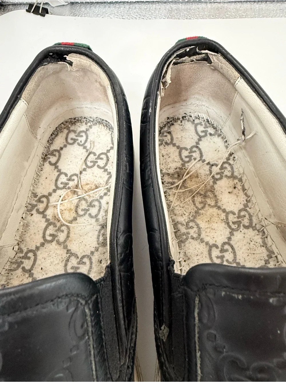 Gucci Men's GG Embossed black Leather Slip-On Sneakers loafers size 5